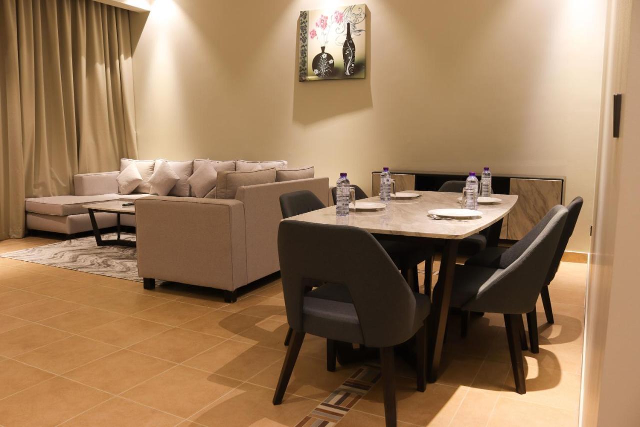 Infinity Tower Suites Wll Manama Exterior foto