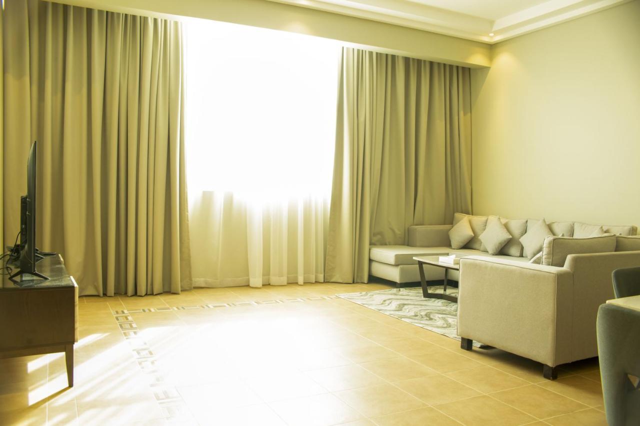Infinity Tower Suites Wll Manama Exterior foto